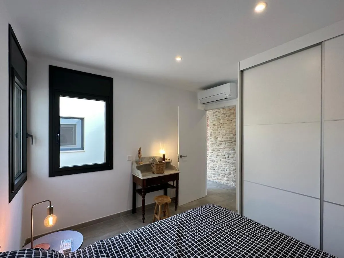 The Private Accommodation Villa بيرالاذا