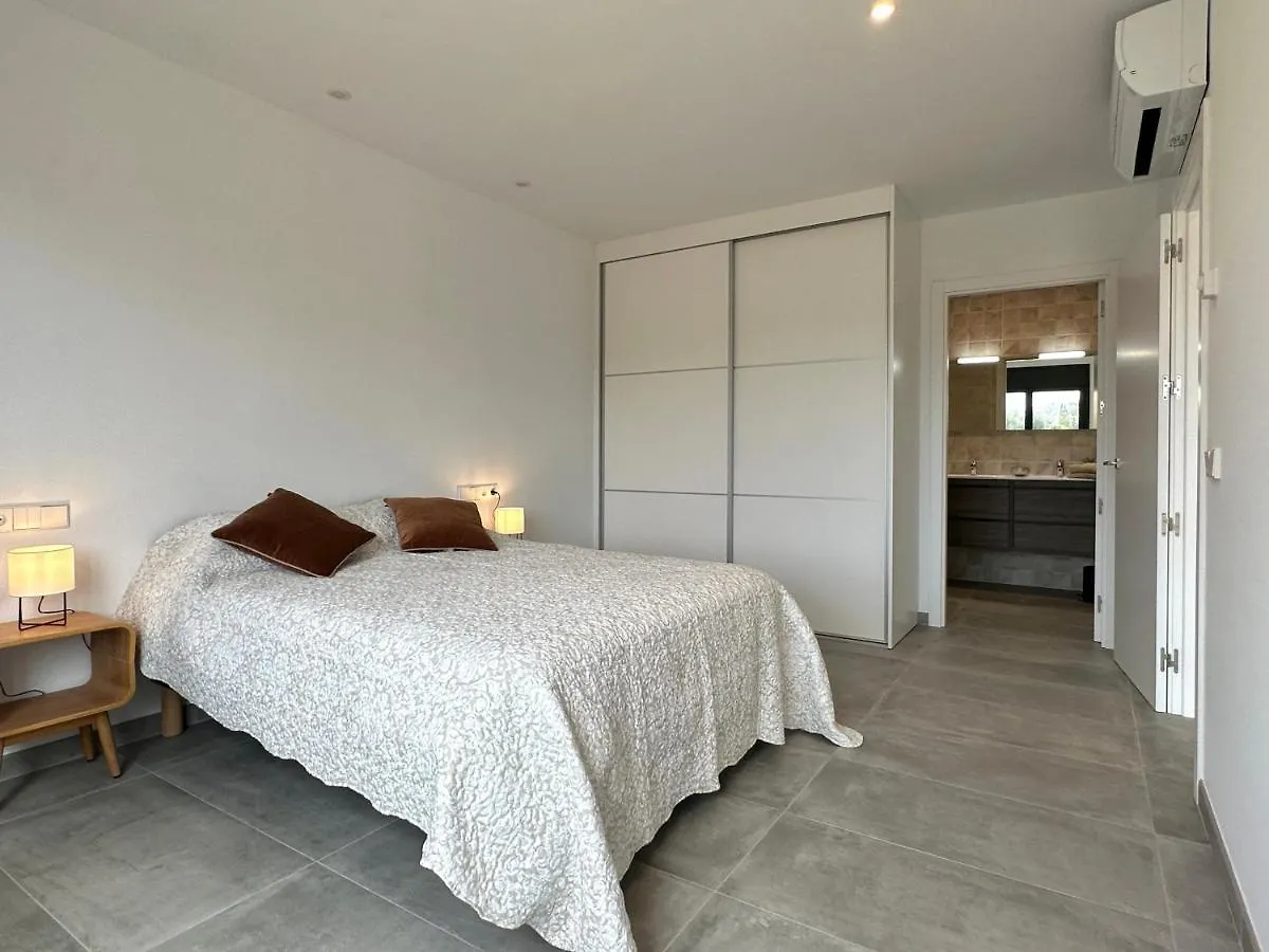 The Private Accommodation Villa بيرالاذا 0*,  إسبانيا